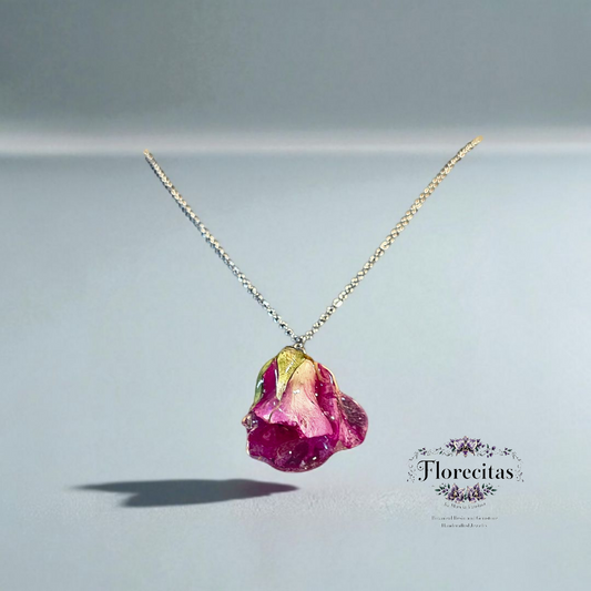 ALGIDITA ROSE BUTTON NECKLACE