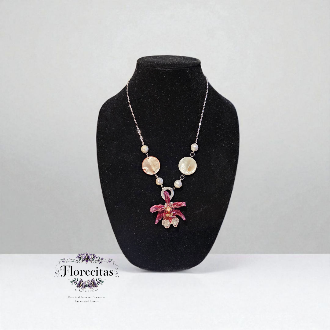 CHARO ORCHID AND SHELLS NECKLACE