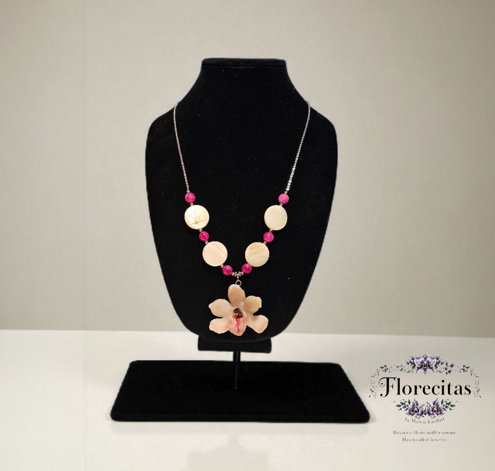 CHILDHOOD DREAM ORCHID NECKLACE