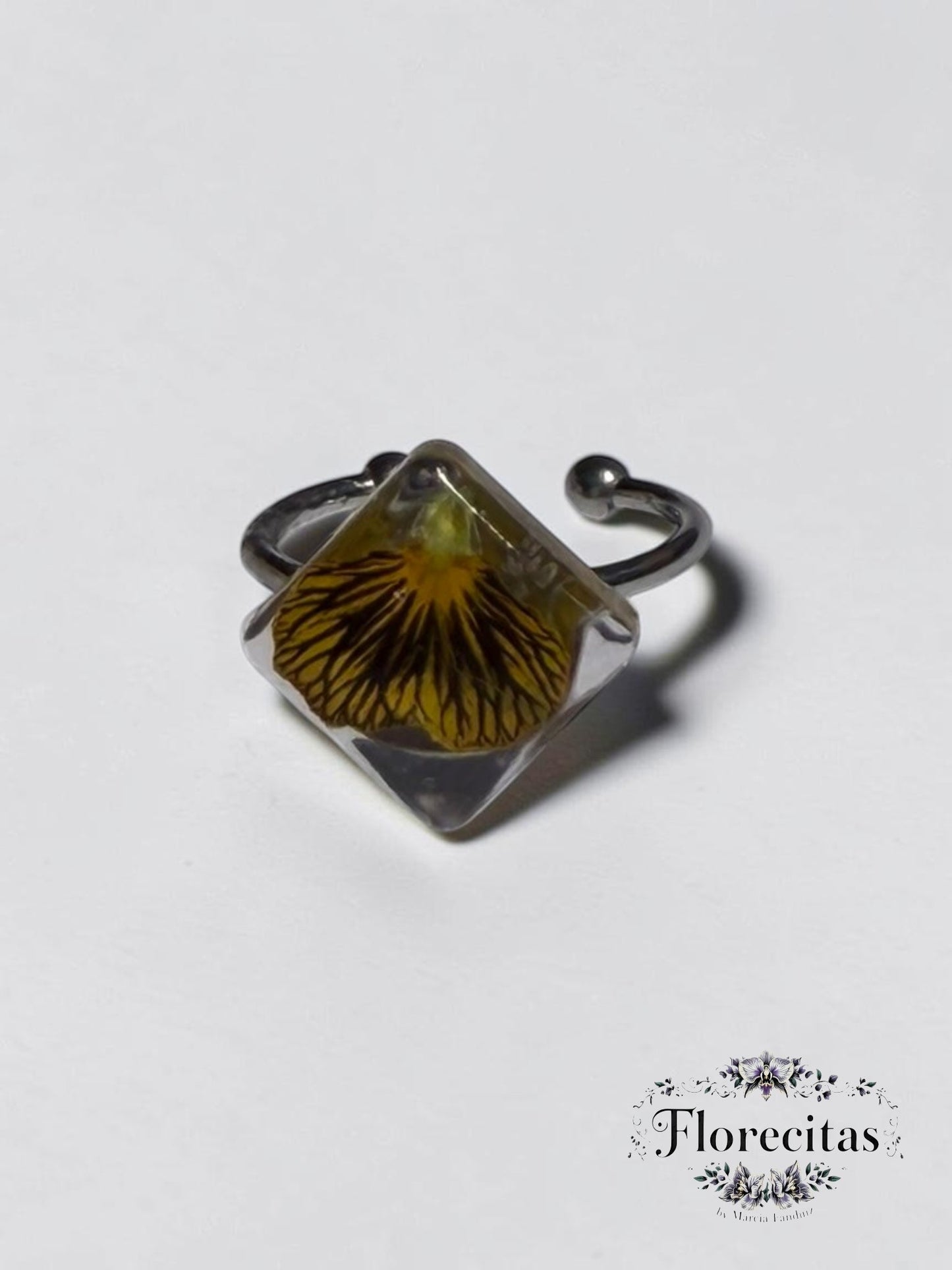 Dainty Square Shaped Yellow Viola Petal Ring