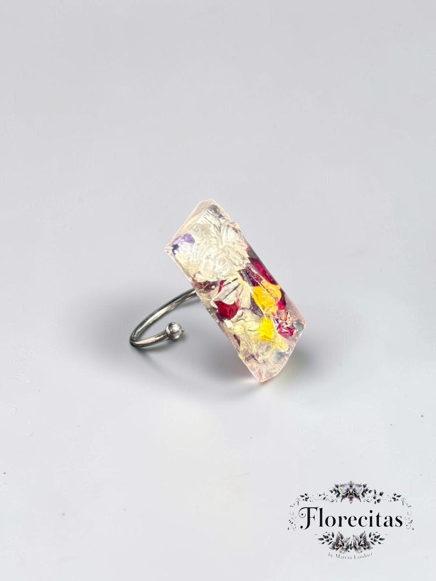 Mixed Petals Mask Ring