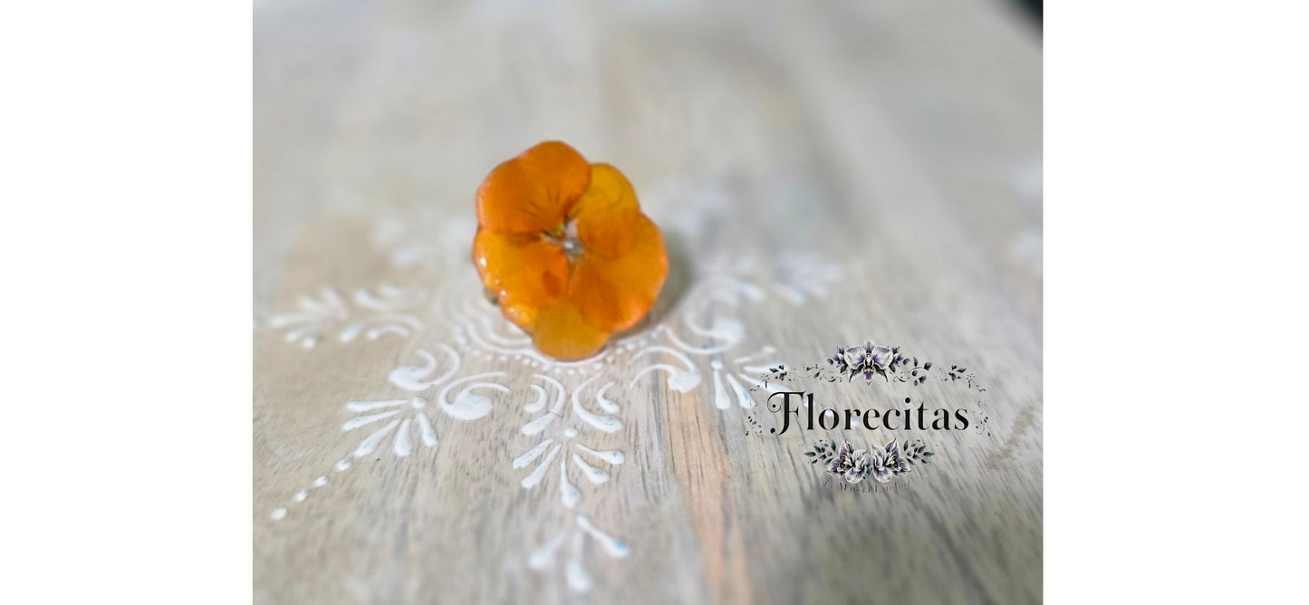 ORANGE PANSY ADJUSTABLE RING