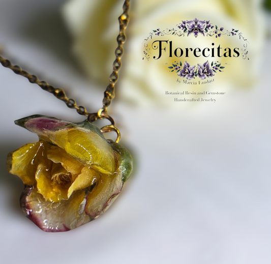SOLANGE YELLOW DRAGON ROSE NECKLACE