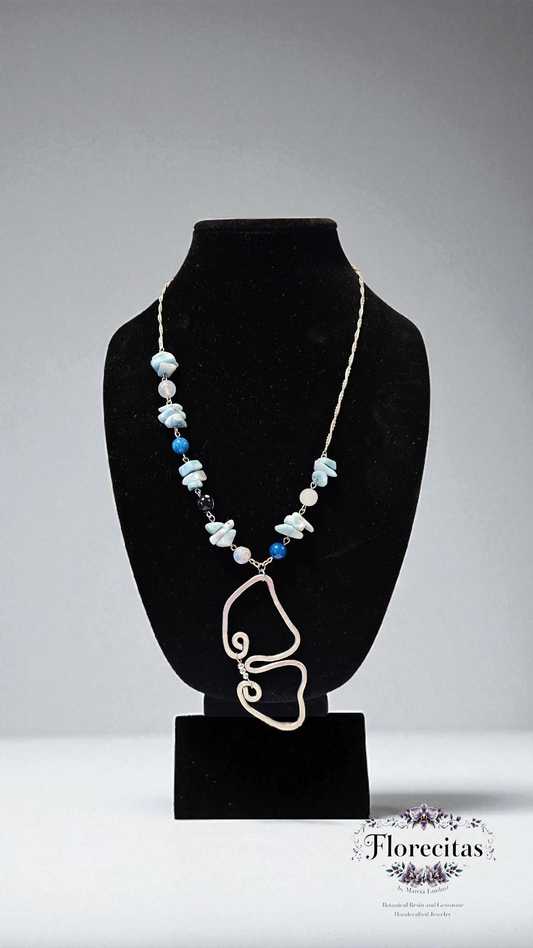 ARLENE BUTTERFLY WING NECKLACE