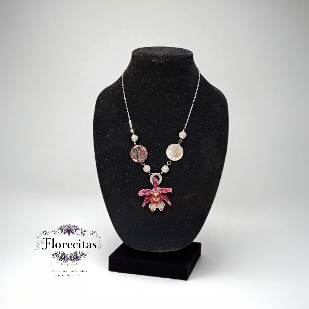 CHARO ORCHID AND SHELLS NECKLACE
