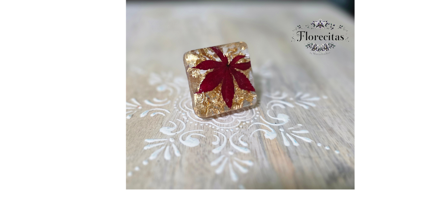 RED JAPANESE MAPLE WITH GOLDEN ACCENTS ADJUSTABLE RING