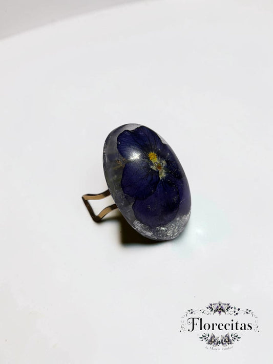 Genuine Blue Violet Pansy Gold Ring