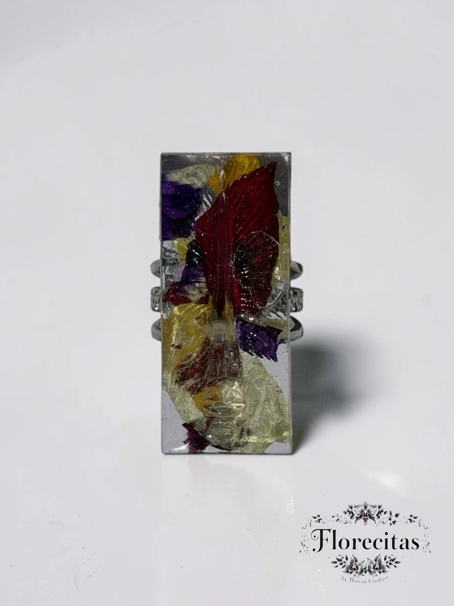 African Face Mask with Multicolor Petals Ring