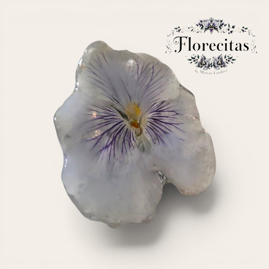 RESIN PANSY ADJUSTABLE STATEMENT PEARLESCENT RING