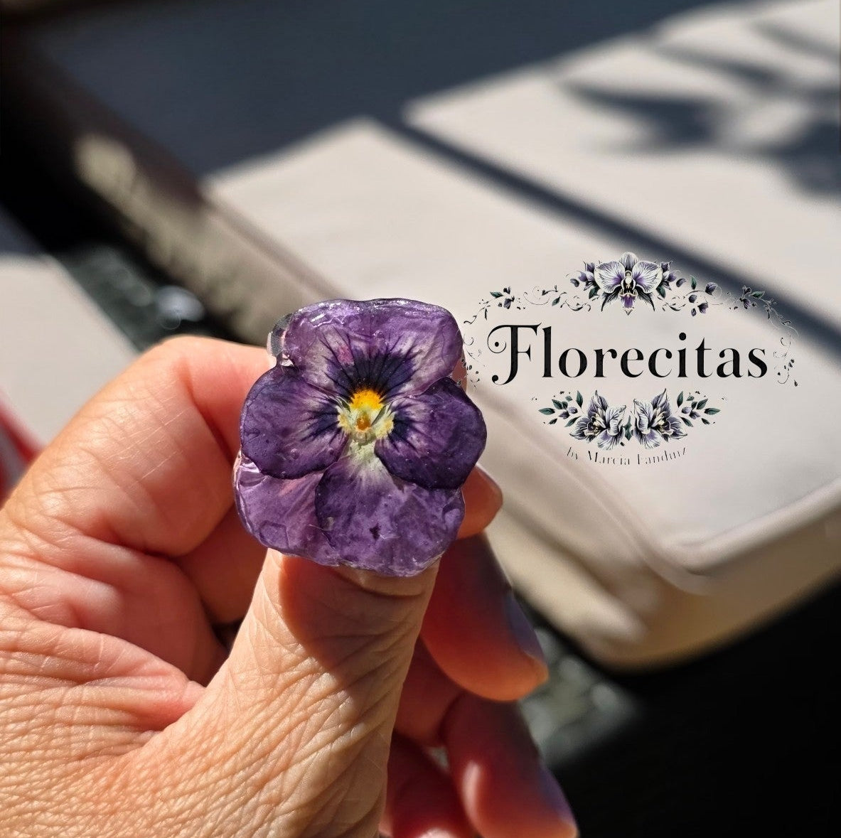 PURPLE PANSY ADJUSTABLE RING