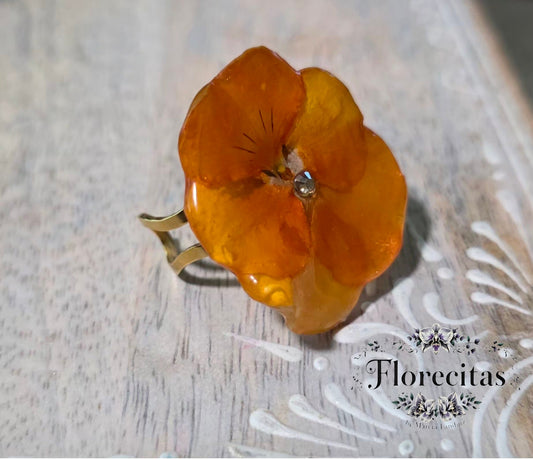 ORANGE PANSY ADJUSTABLE RING
