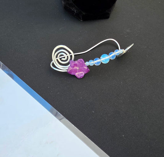 OPALITE HYDRANGEA HAND BRACELET