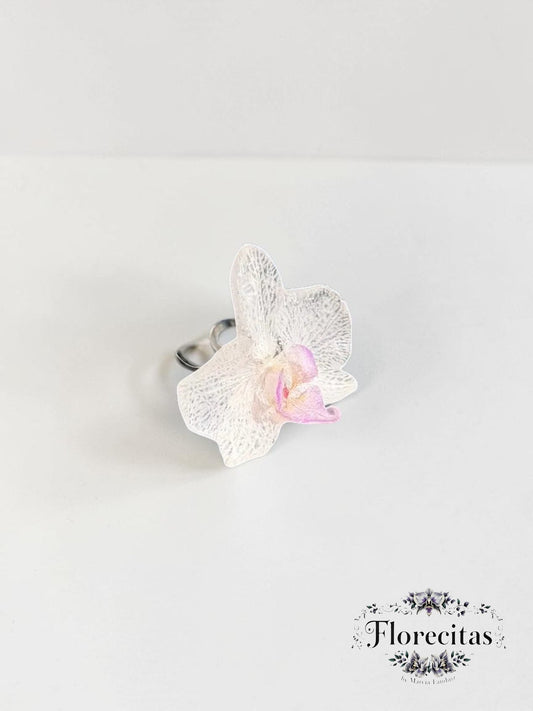 Large White and Lavender Orchid Ring